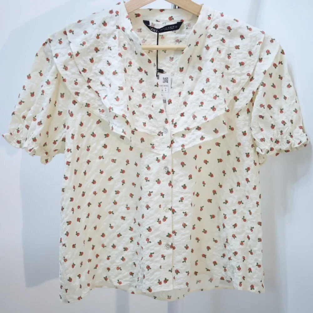 Zara Floral Print Ruffled Blouse, Size Small NEW WITH TAG!
